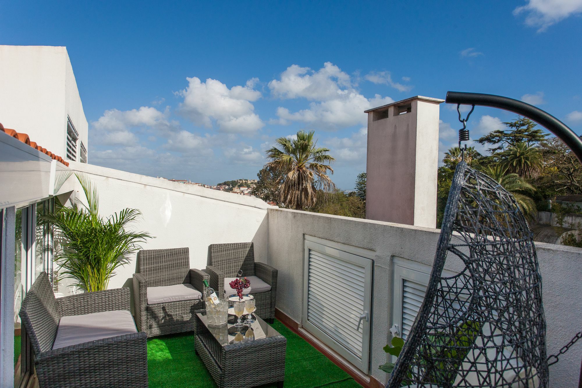 Liberty Penthouse By Lu